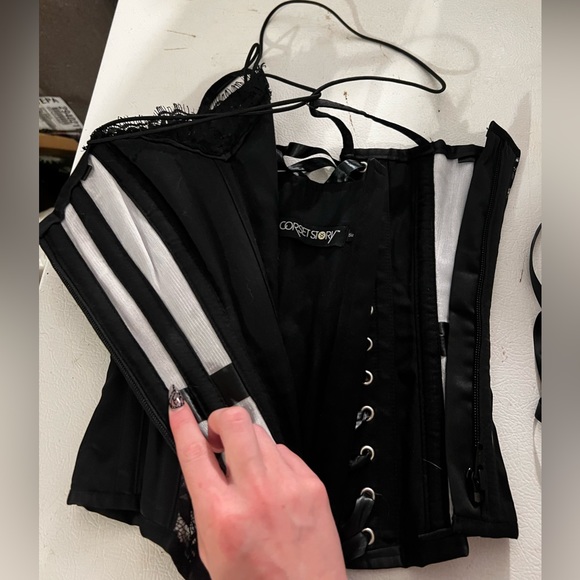 CorsetStory Satin and Lace Spaghetti Strap steel-boned Corset Top - NEW - Picture 4 of 6